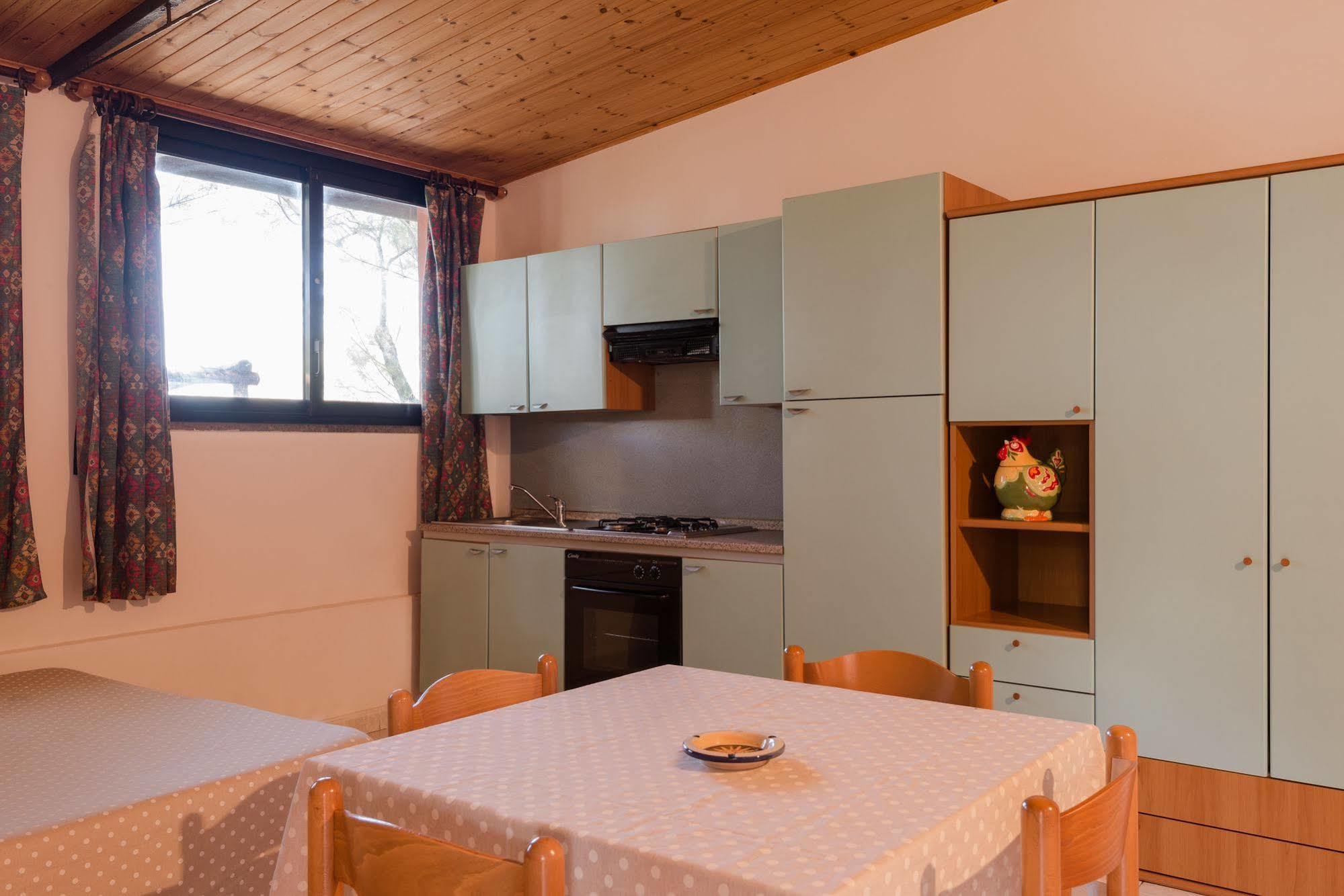 Villa Emilia Marina di Castagneto Carducci Eksteriør billede
